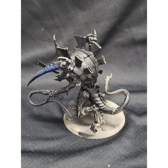 Warhammer 40k Tyranids Hive Tyrant w Whip & Sword Assembled Metal Plastic HT1 - Picture 4 of 7